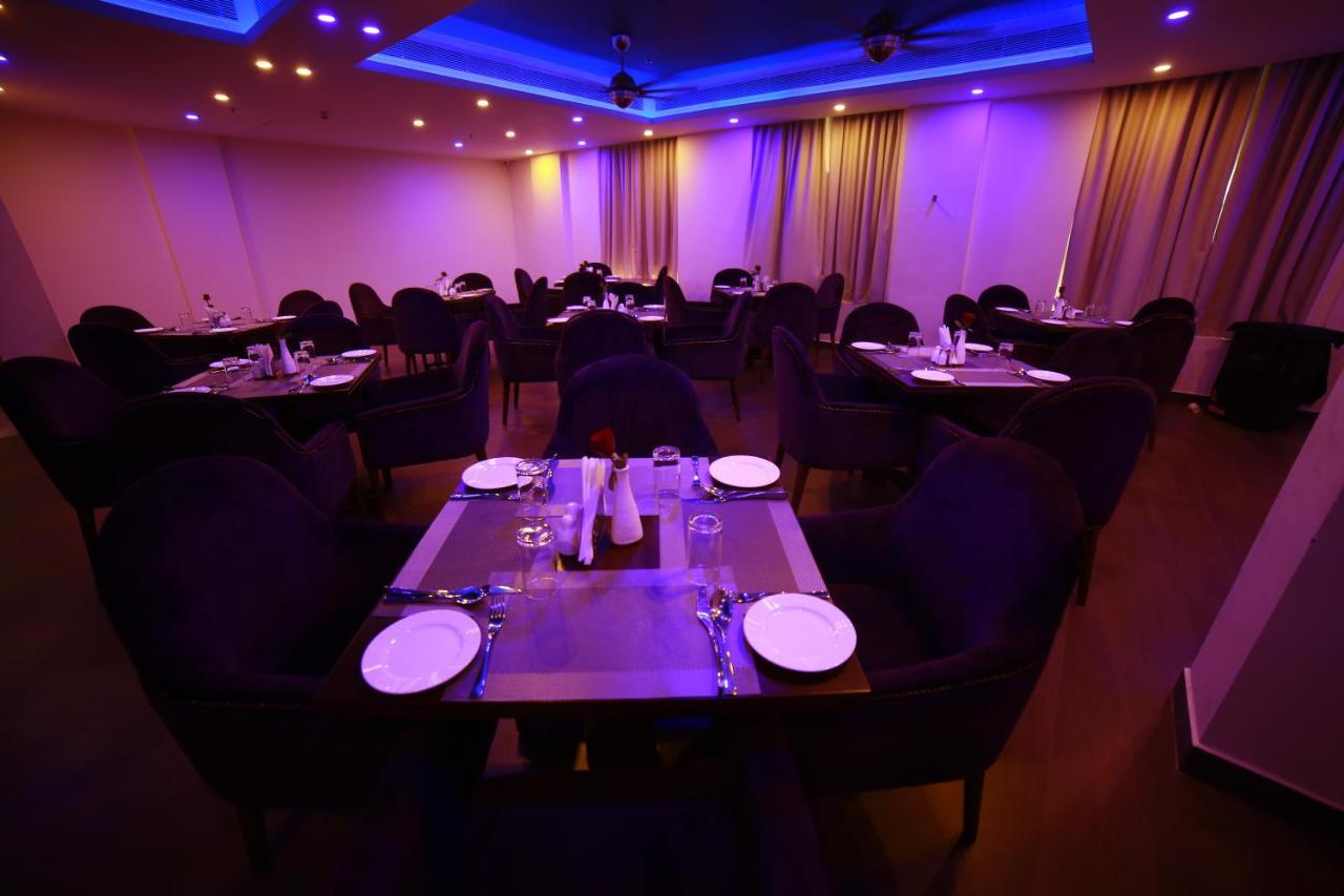 Vivin Luxury Suites Thiruvananthapuram Eksteriør bilde