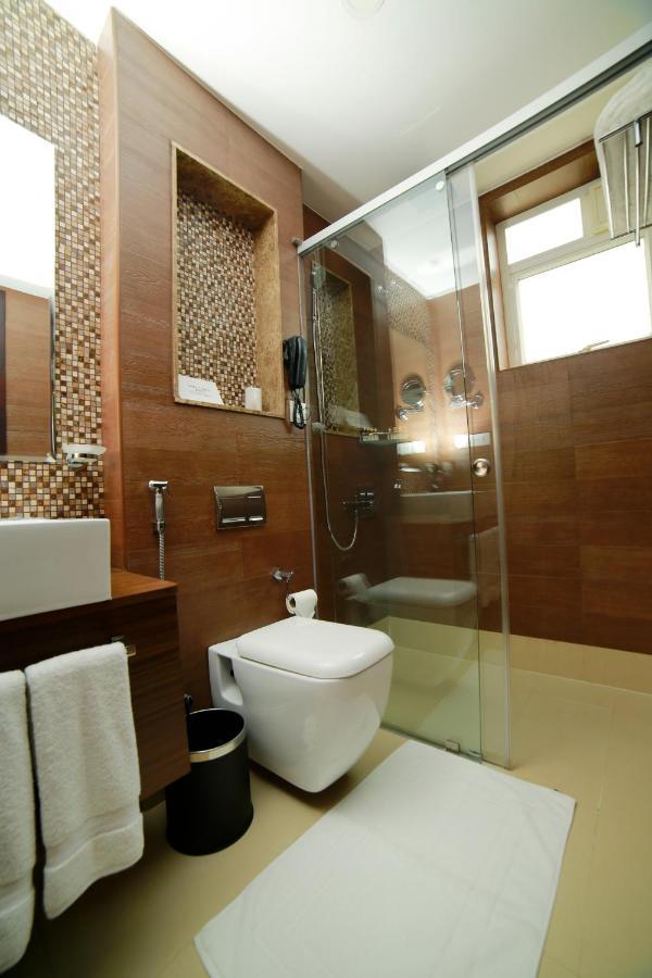 Vivin Luxury Suites Thiruvananthapuram Eksteriør bilde